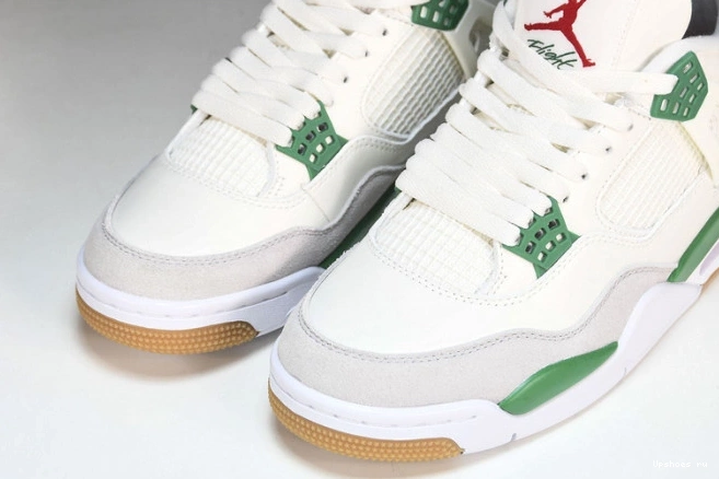 DR5415-103 Retro  SB Jordan Pine   4 Green 1012